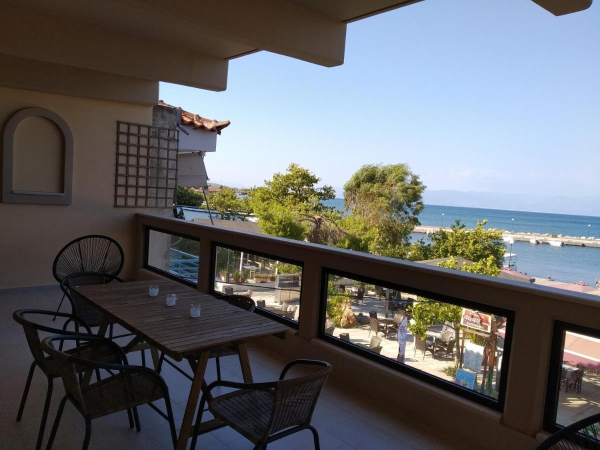 Ferienwohnung Thea, Agios Andreas Nea Koroni Exterior foto